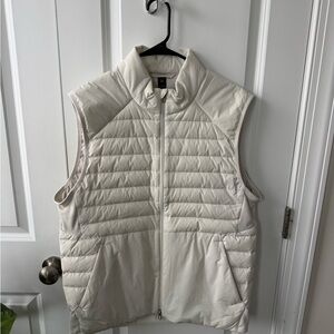 Lululemon Athletica Off-White Puffer Vest